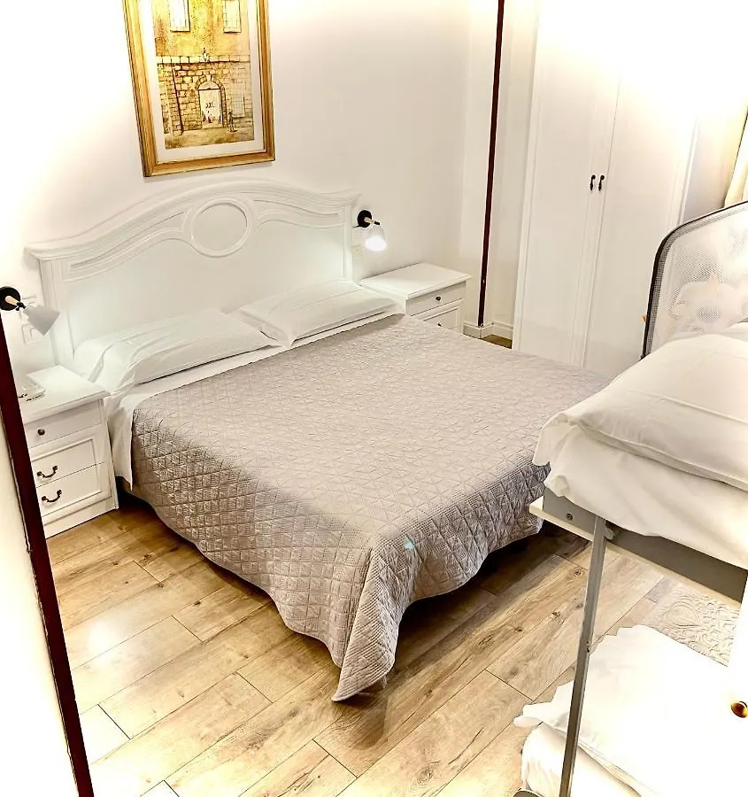 Hotel S. Ercolano Perugia 2*,  Italia