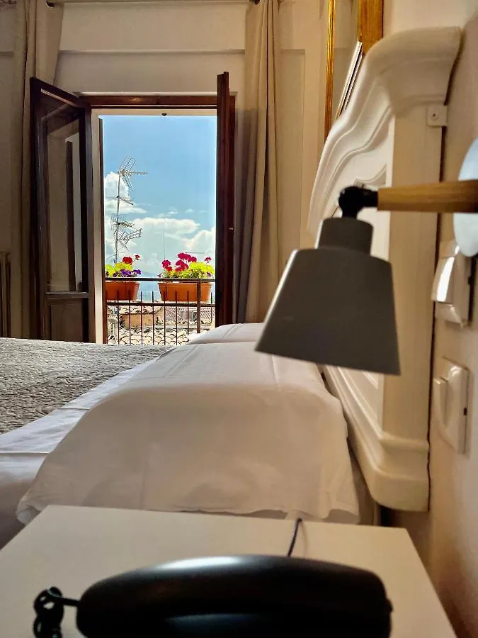 Hotel S. Ercolano Perugia 2*,