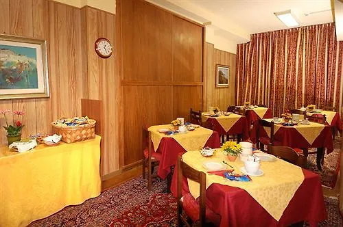 Hotel S. Ercolano 2*, Perugia Italy